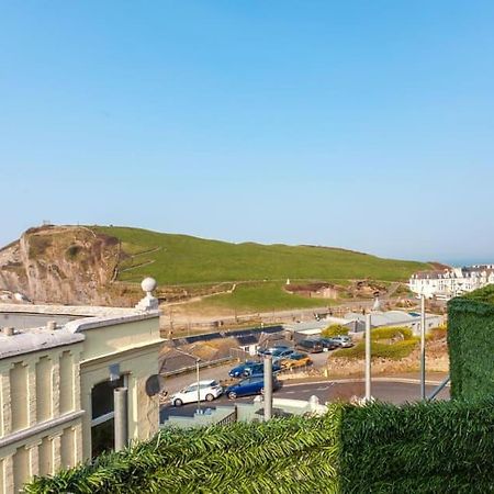 2Thevilla - Great Views, 3 Bedrooms, Parking, Central Location 伊尔弗勒科姆 外观 照片