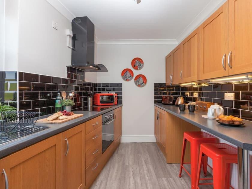 2Thevilla - Great Views, 3 Bedrooms, Parking, Central Location 伊尔弗勒科姆 外观 照片