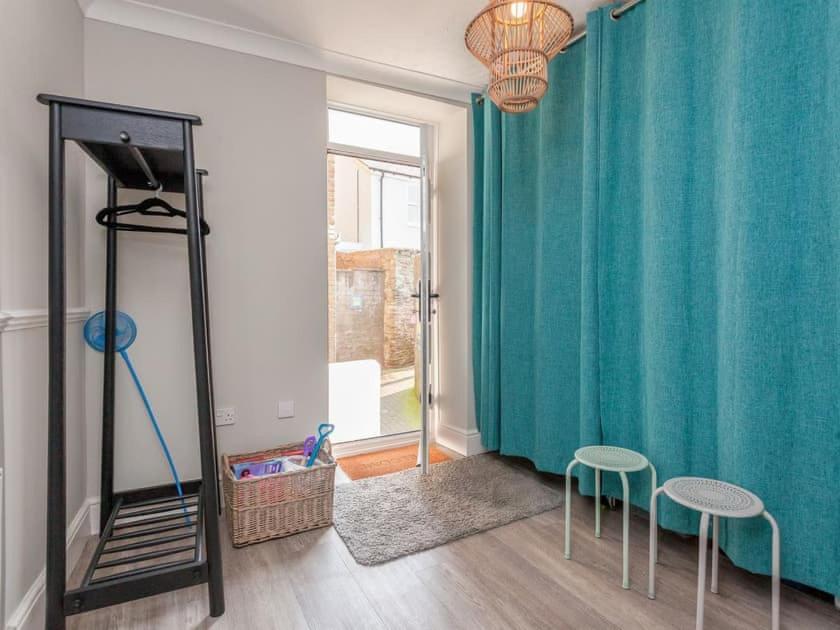 2Thevilla - Great Views, 3 Bedrooms, Parking, Central Location 伊尔弗勒科姆 外观 照片